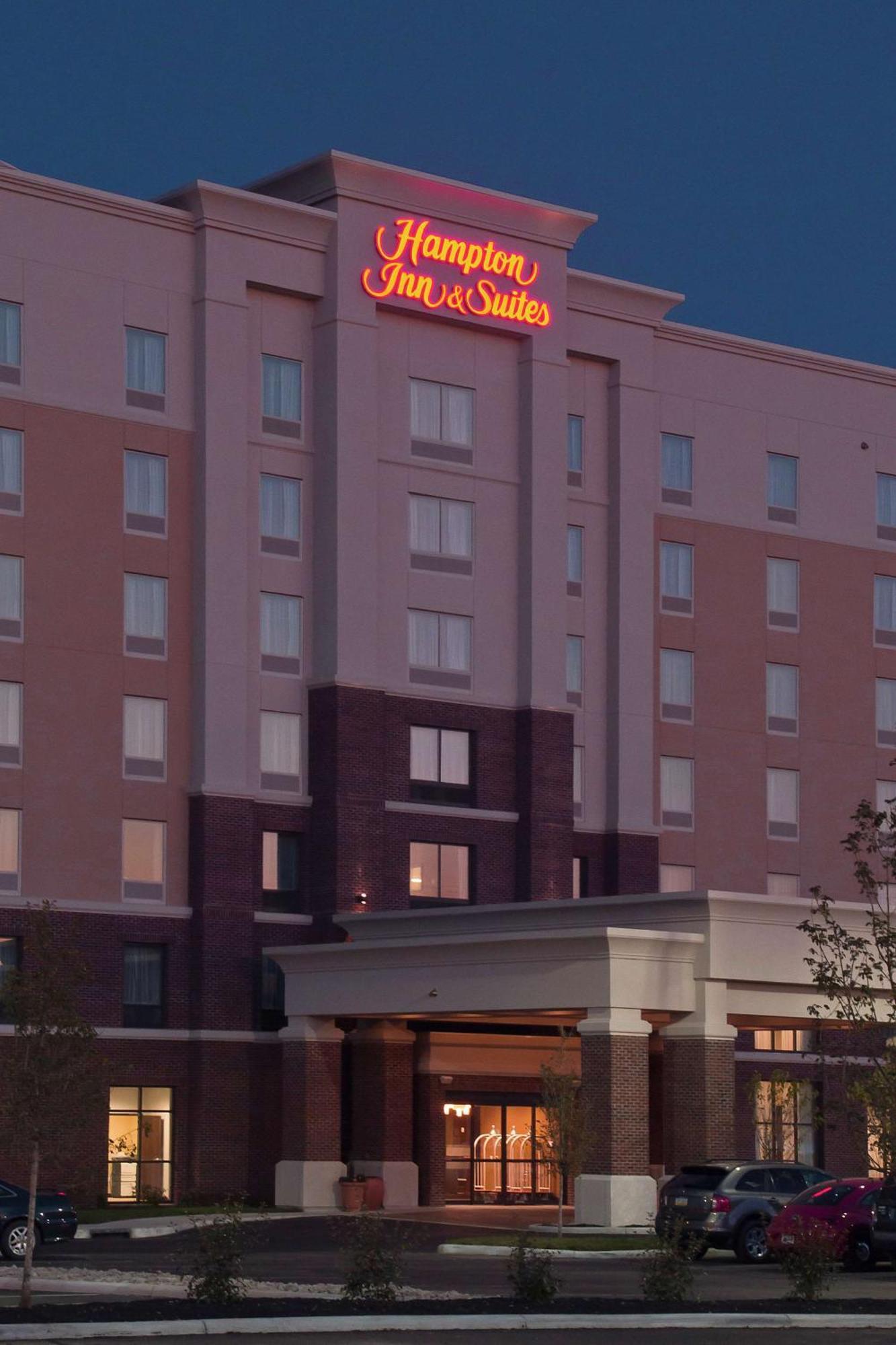 Hampton Inn & Suites Columbus/University Area Exterior photo